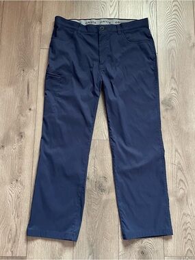 Orvis Classic Collection 5 Pocket Men’s 38x29 Navy Blue Tech Pants